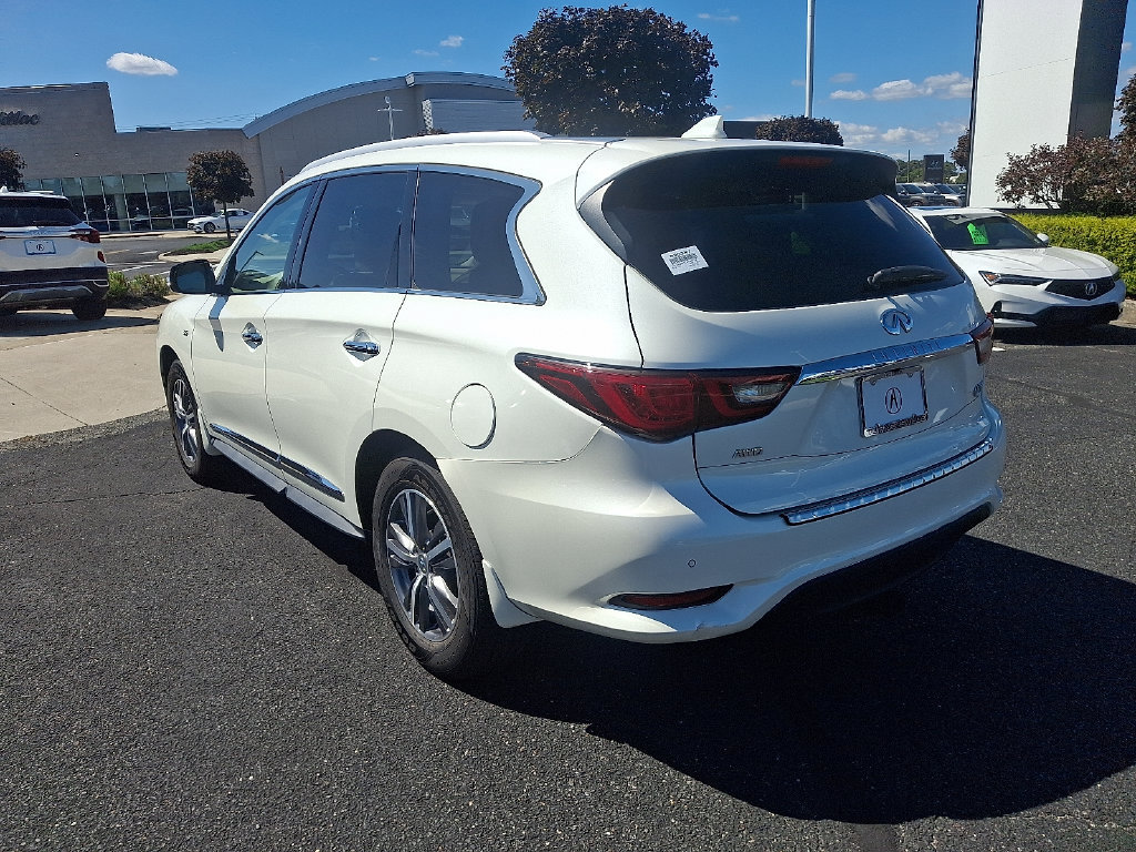 Used 2020 INFINITI QX60 Luxe w/ Essential Package AWD/4WD image 4