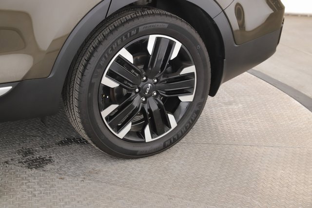 Used 2024 Kia Telluride SX X-Line image 14