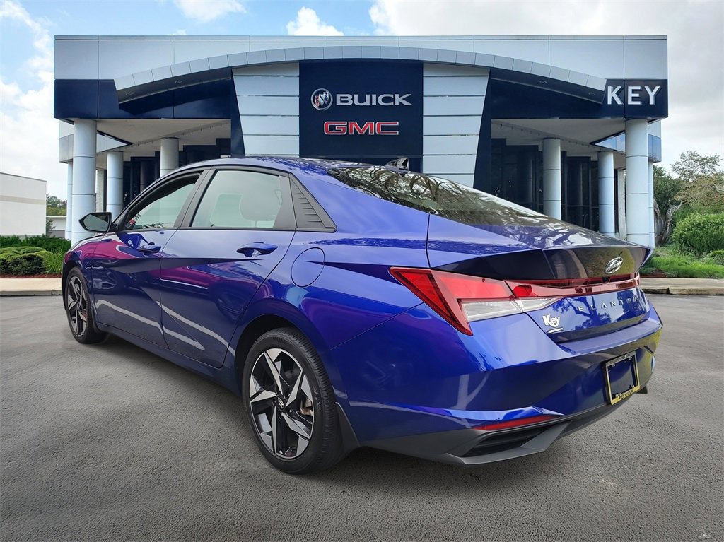 Certified 2023 Hyundai Elantra SEL w/ Convenience Package image 4