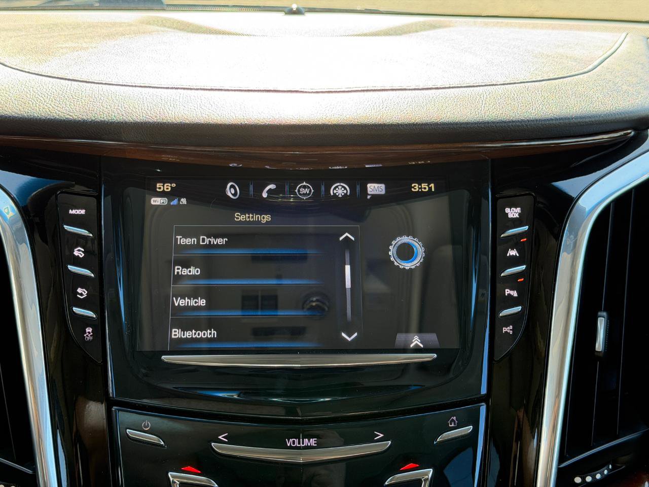 Used 2018 Cadillac Escalade Luxury AWD/4WD image 72