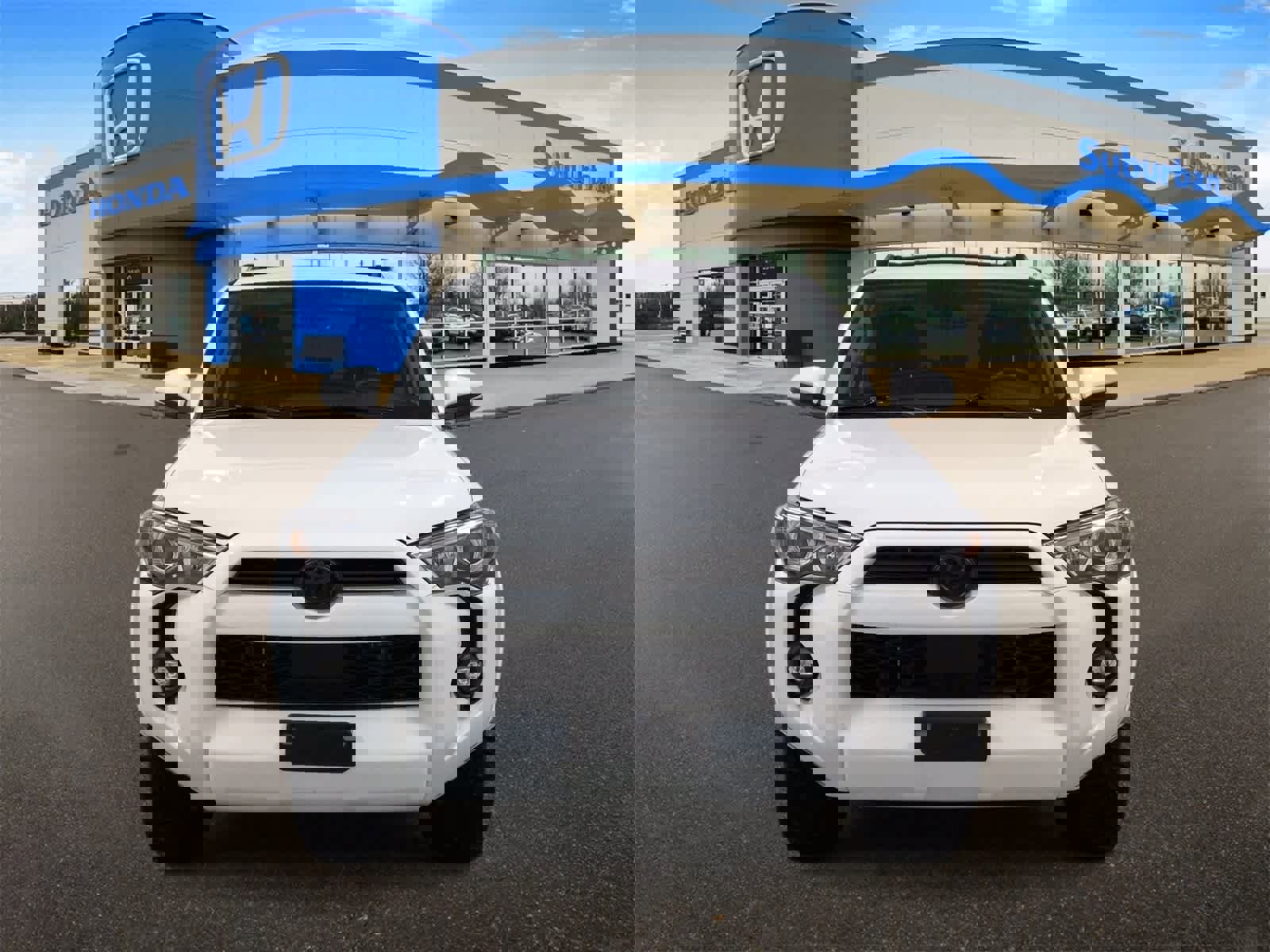 Used 2023 Toyota 4Runner SR5 Premium image 3