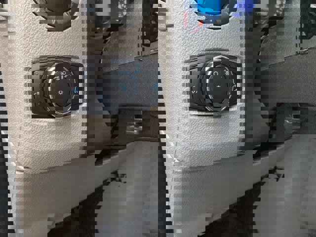 Used 2021 Ford E-350 and Econoline 350 Super Duty w/ Power Windows & Locks Group image 12