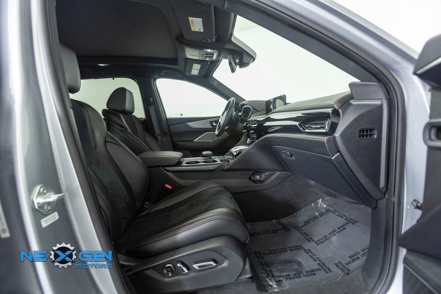 Used 2023 Acura MDX A-Spec AWD/4WD image 43