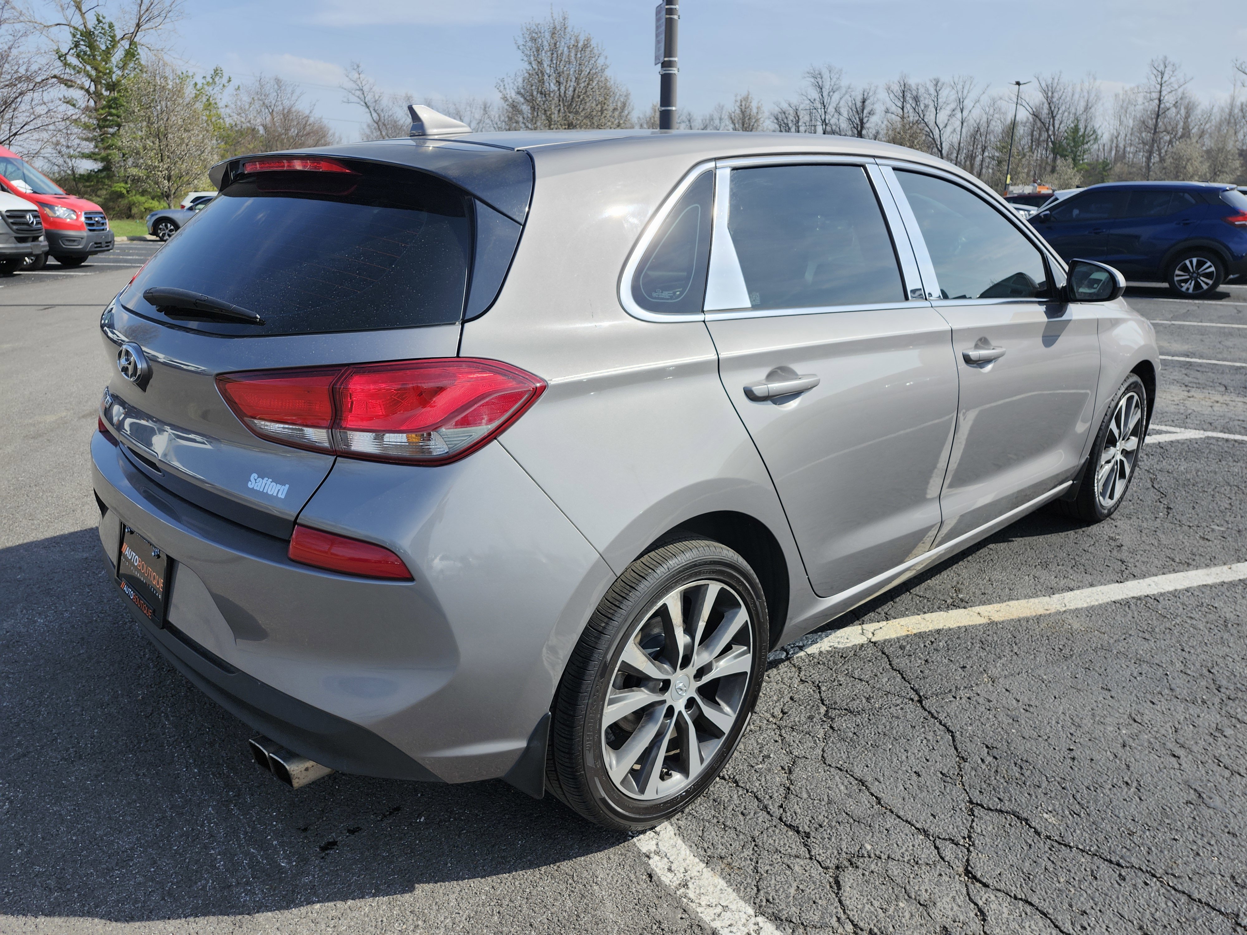 Used 2020 Hyundai Elantra GT FWD image 9