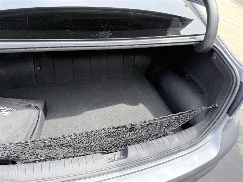 Used 2016 Hyundai Sonata Limited FWD image 17