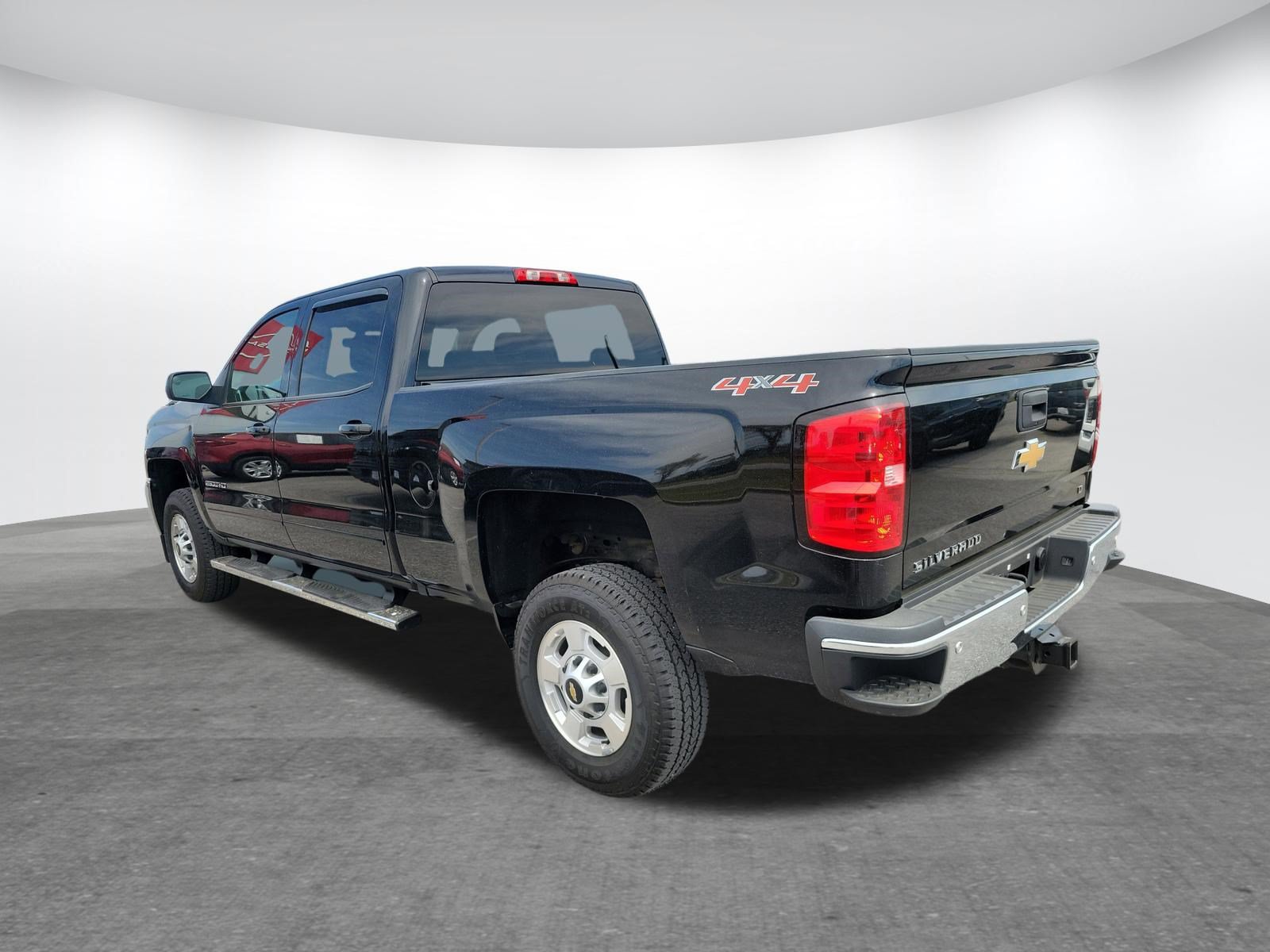 Used 2017 Chevrolet Silverado 2500 LT AWD/4WD image 7