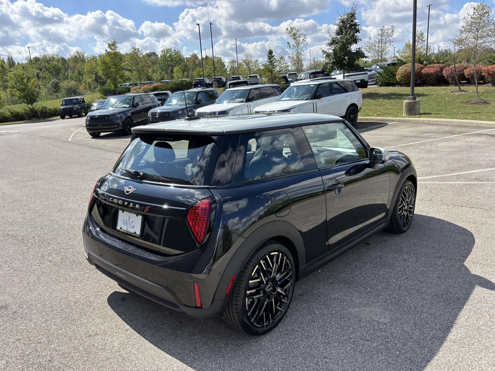 New 2026 MINI Cooper S FWD image 7