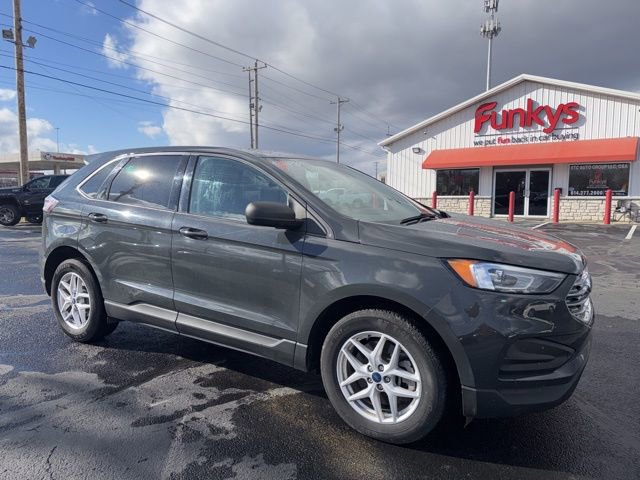 Used 2021 Ford Edge SE image 1