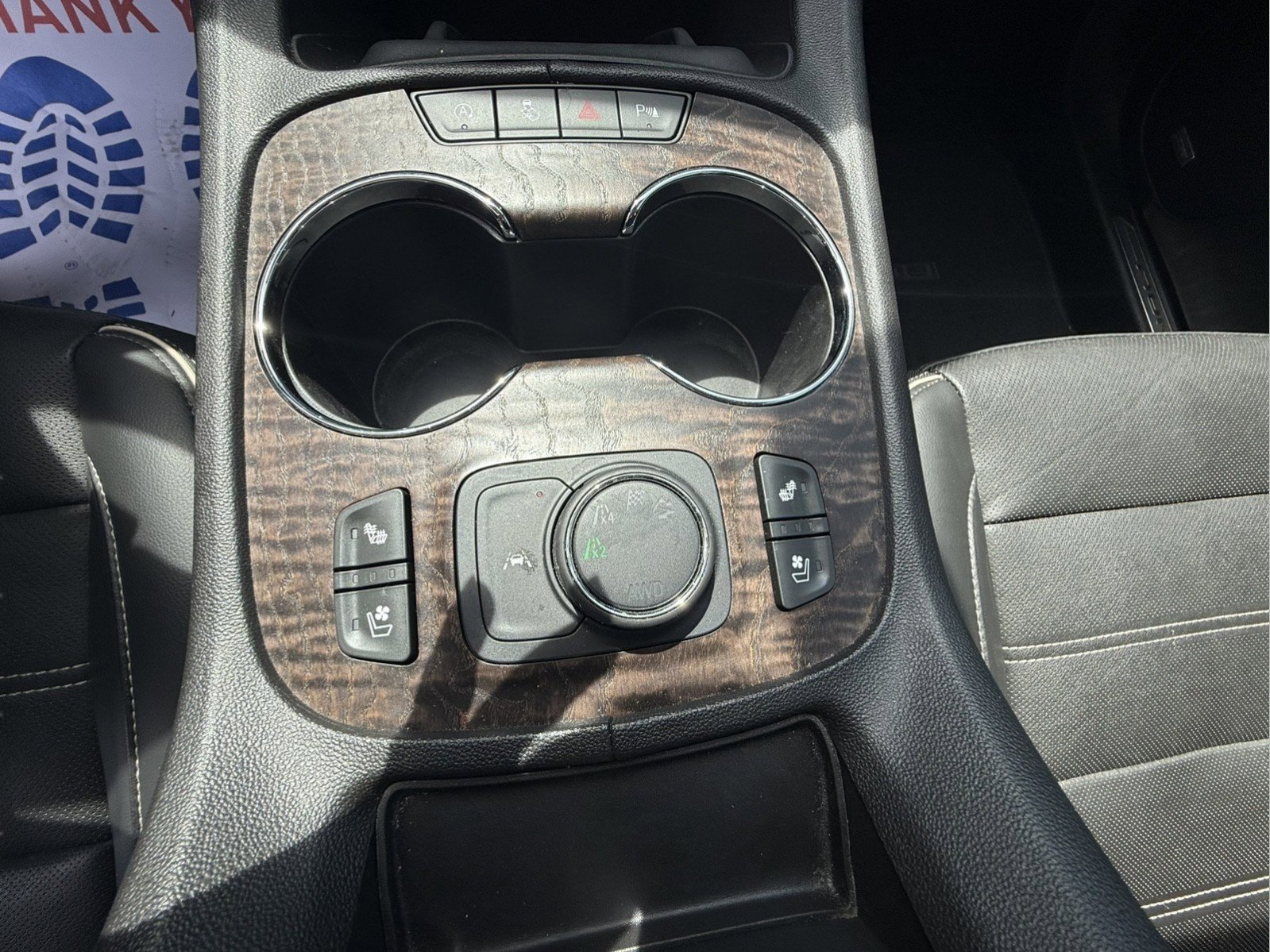 Used 2022 GMC Acadia Denali w/ Denali Technology Package image 18