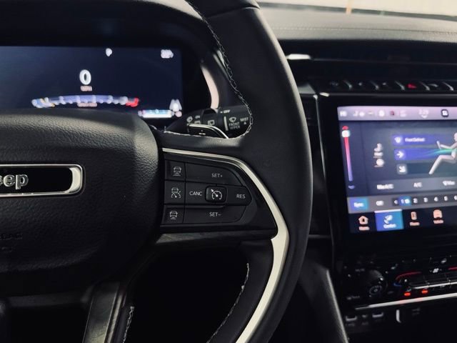 Certified 2025 Jeep Grand Cherokee Limited image 25