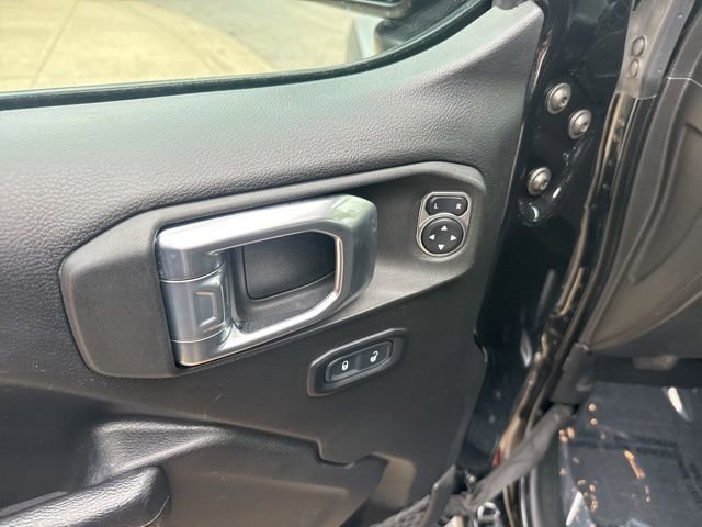 Used 2022 Jeep Wrangler Willys image 11