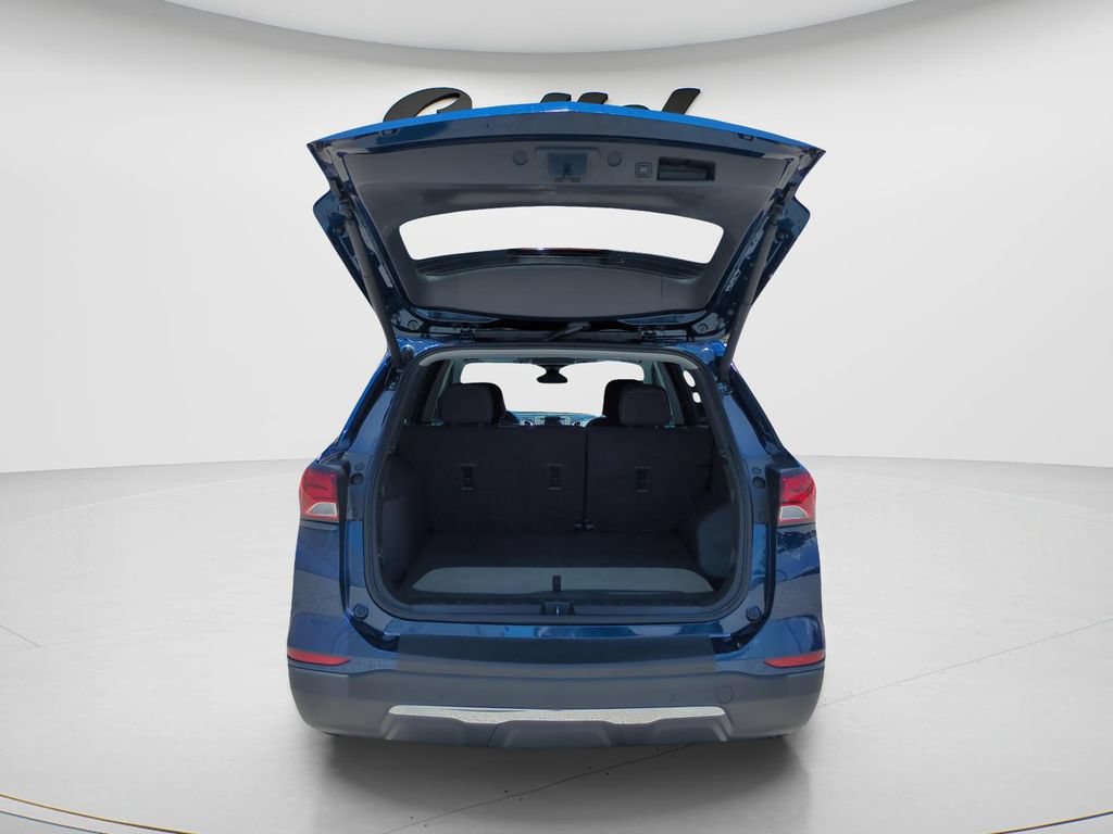 Used 2023 Chevrolet Equinox LT FWD image 10