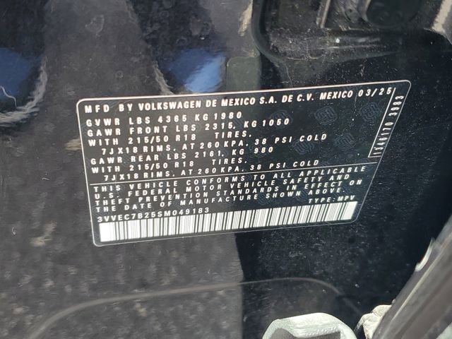 Used 2025 Volkswagen Taos SE w/ Panoramic Sunroof Package image 29