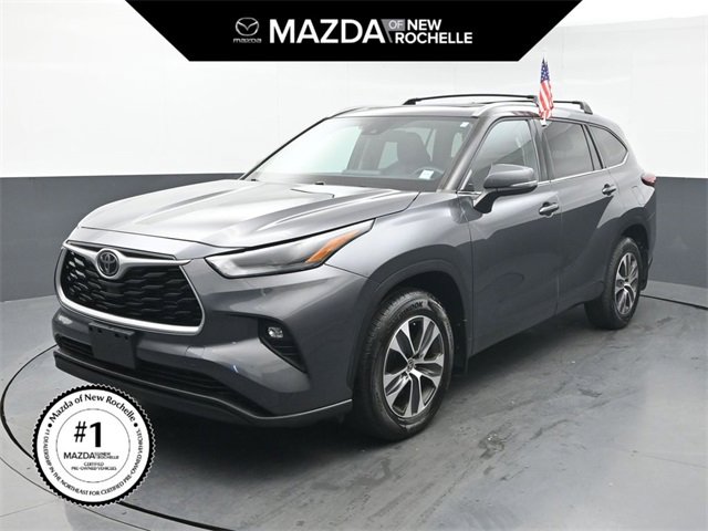 Used 2022 Toyota Highlander XLE