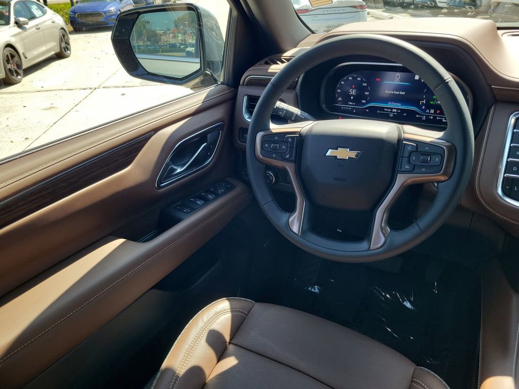 Used 2023 Chevrolet Tahoe High Country AWD/4WD image 18