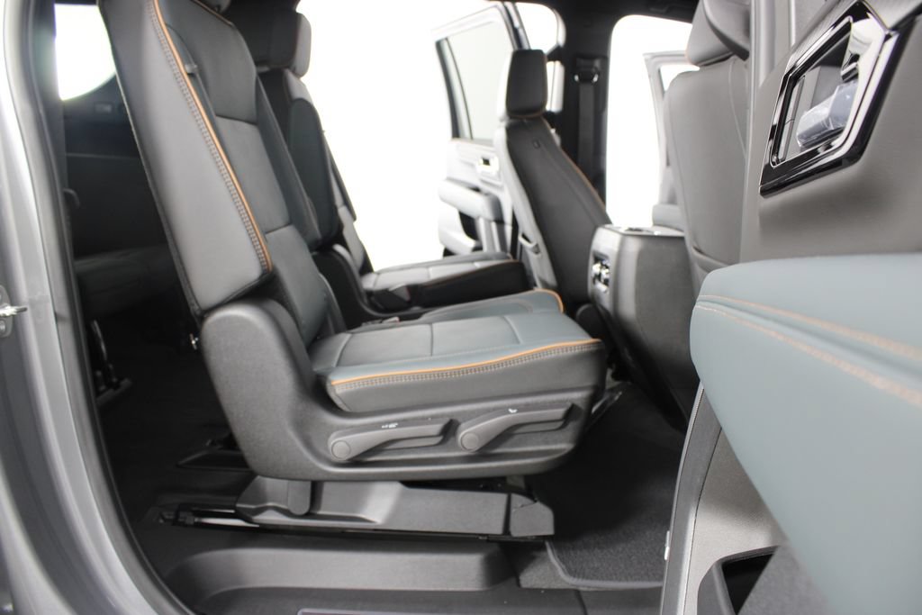 New 2026 GMC Yukon XL AT4 AWD/4WD image 25
