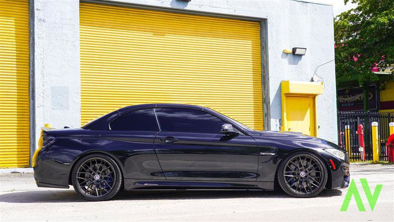 Used 2016 BMW M4 Convertible image 20