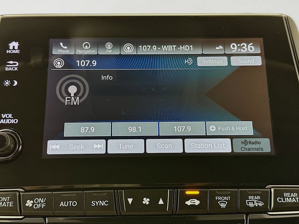 Used 2023 Honda Odyssey Touring image 17