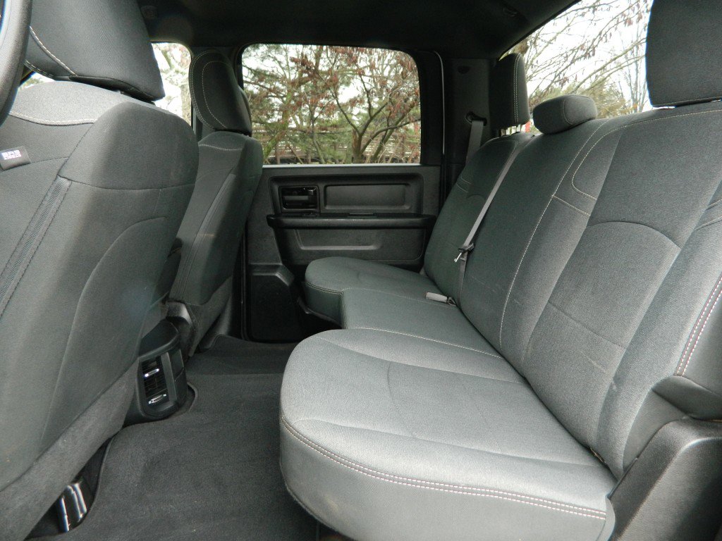 Used 2022 RAM 2500 Tradesman w/ Chrome Appearance Group image 18