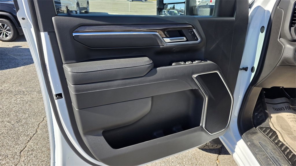 New 2026 Chevrolet Silverado 2500 LT w/ Trail Boss Package image 15