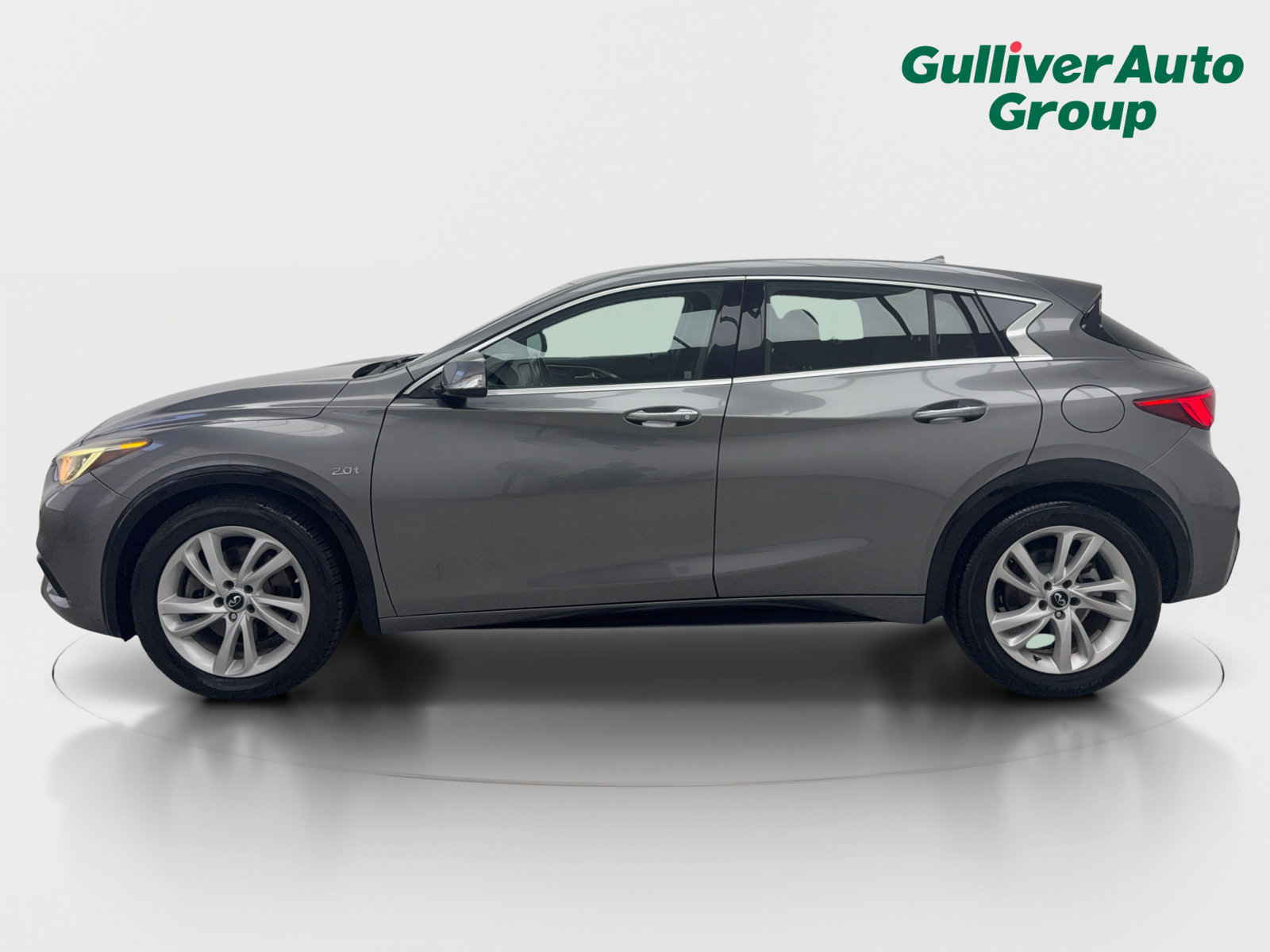 Used 2019 INFINITI QX30 FWD image 3