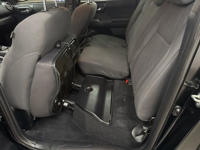 Used 2019 Toyota Tacoma TRD Sport image 7