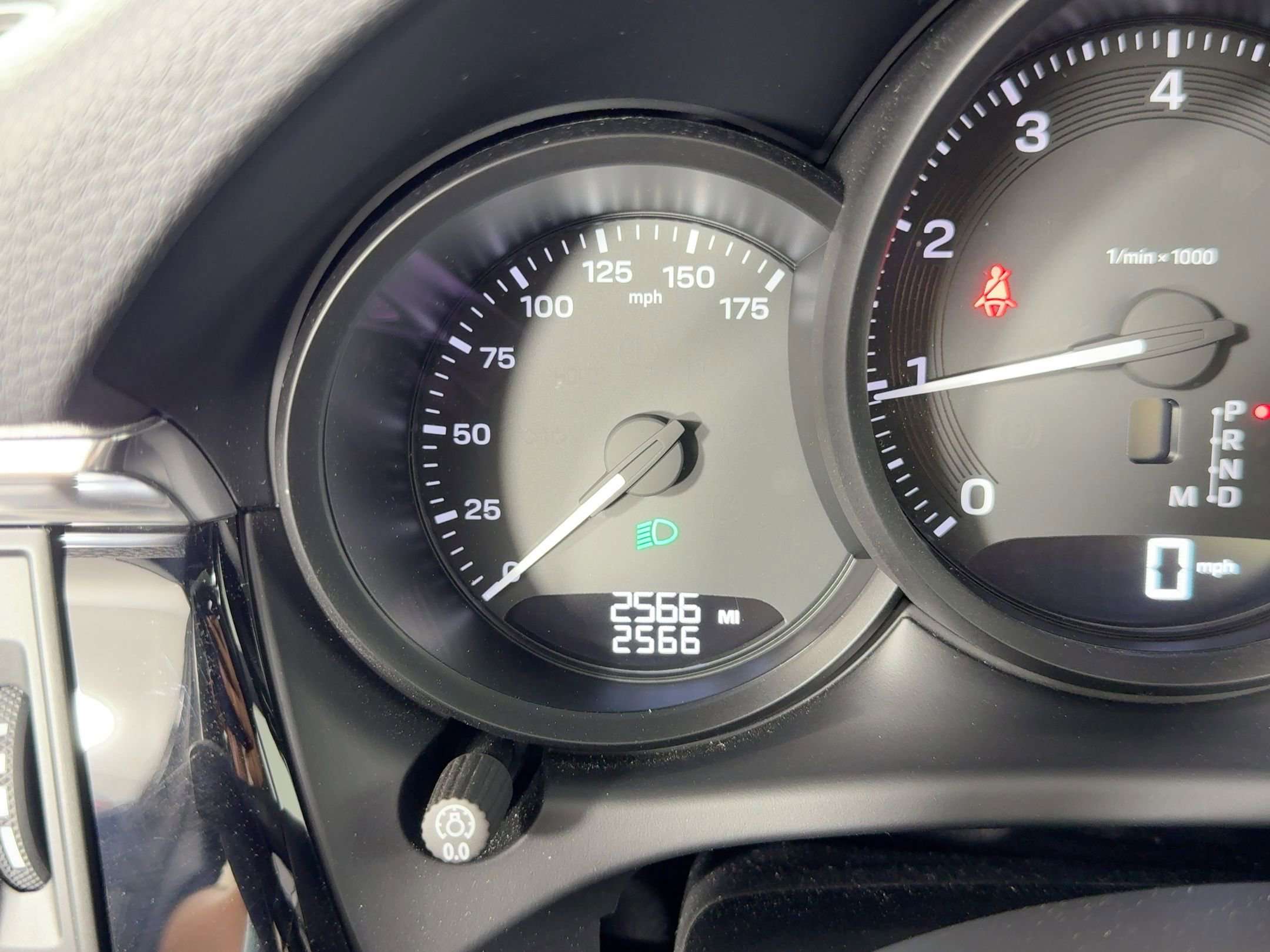 Certified 2025 Porsche Macan image 19