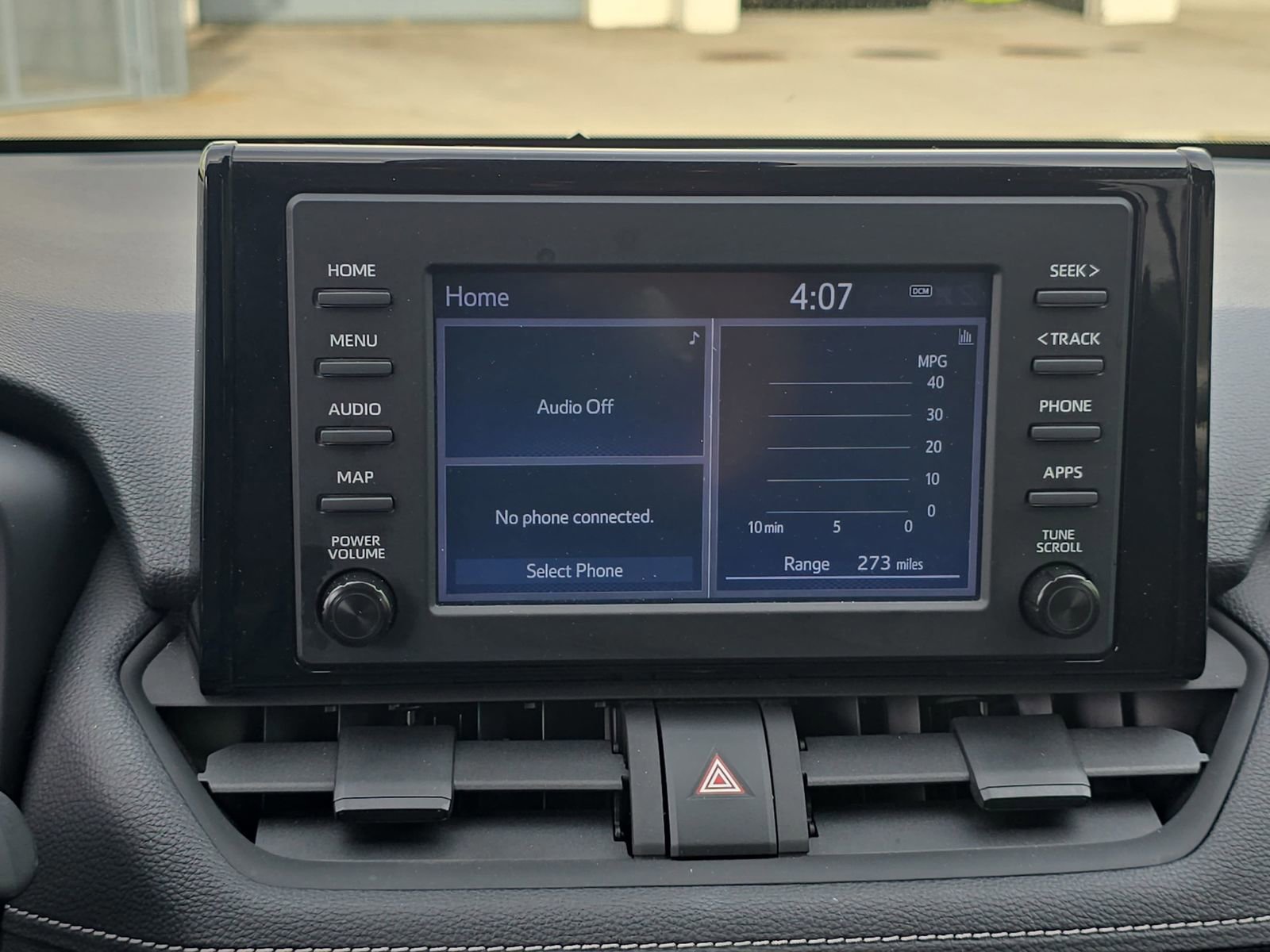 Used 2019 Toyota RAV4 XLE FWD image 25