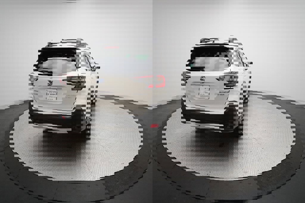 Used 2024 Subaru Outback Limited image 32