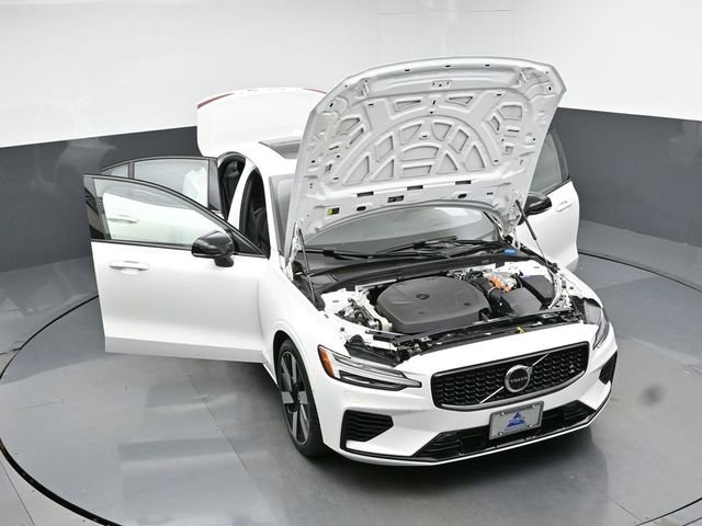Used 2024 Volvo S60 T8 Ultimate w/ Climate Package image 49
