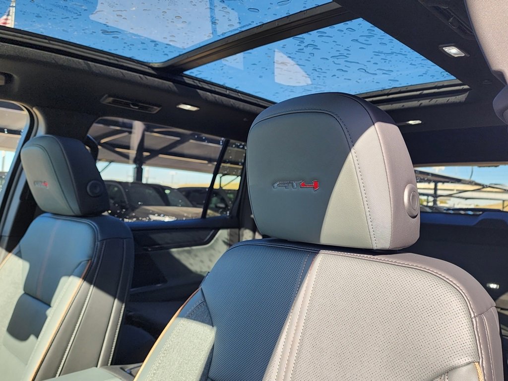 New 2026 GMC Acadia AT4 image 17