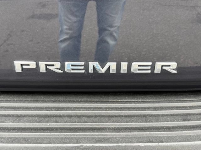 Certified 2023 Chevrolet Suburban Premier AWD/4WD image 21