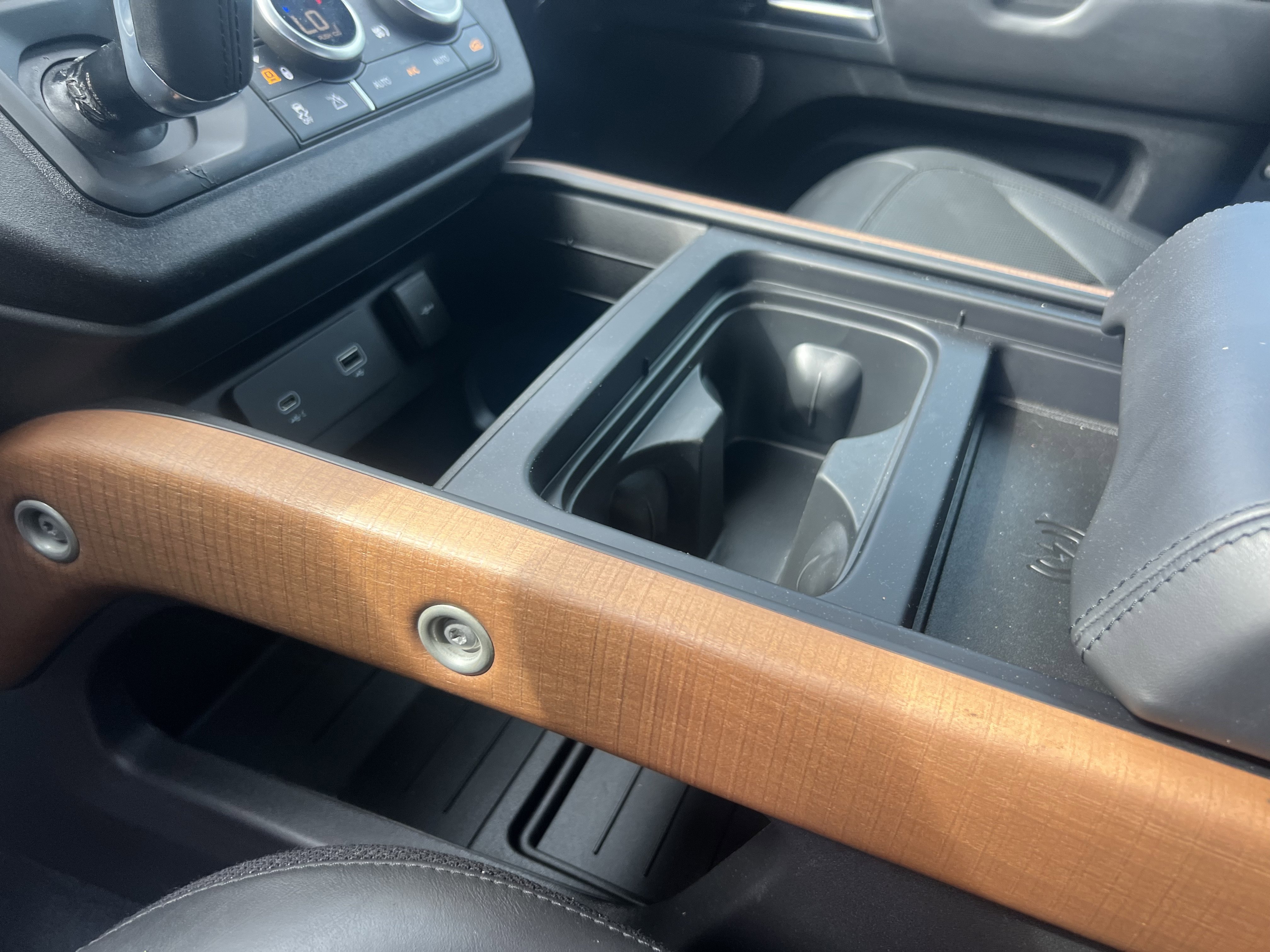 Certified 2023 Land Rover Defender 90 X image 29