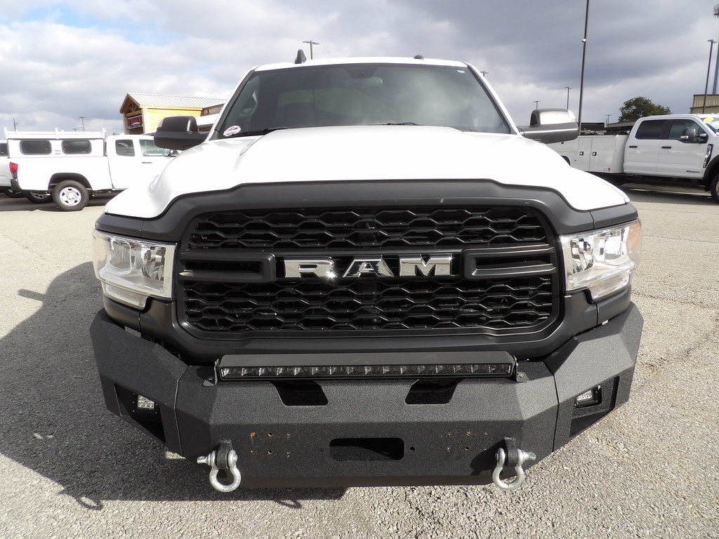 Used 2022 RAM 2500 Tradesman RWD image 12