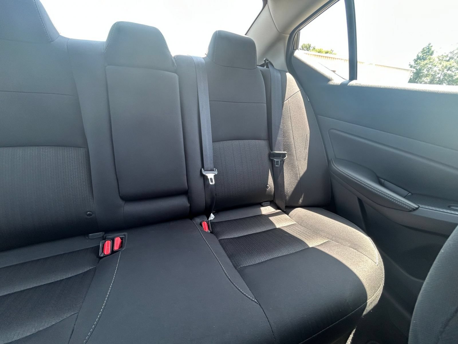 Used 2025 Nissan Altima 2.5 SV FWD image 37