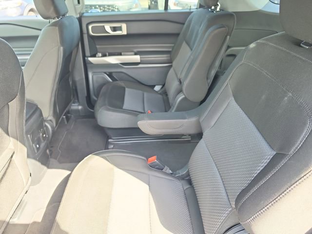 Used 2024 Ford Explorer XLT image 12