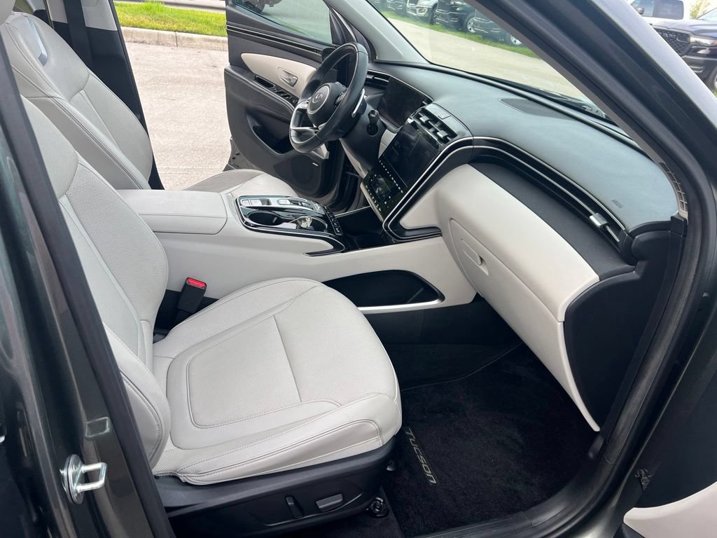 Used 2022 Hyundai Tucson Limited FWD image 25