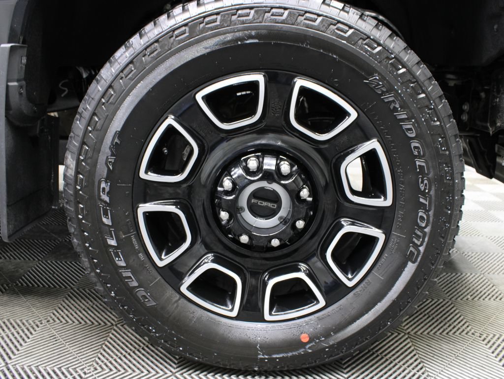 Used 2026 Ford F250 Platinum AWD/4WD image 13
