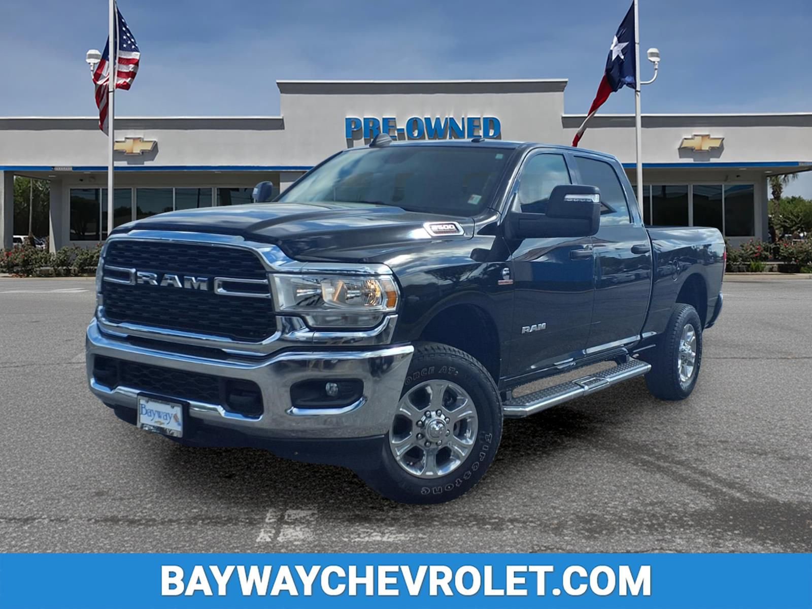 Used 2024 RAM 2500 Big Horn AWD/4WD image 1
