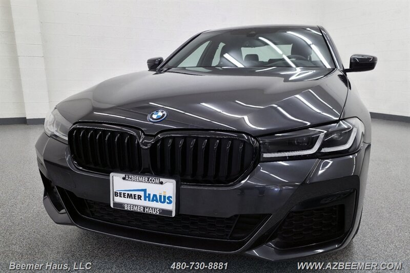 Used 2023 BMW 530e w/ M Sport Package RWD image 1