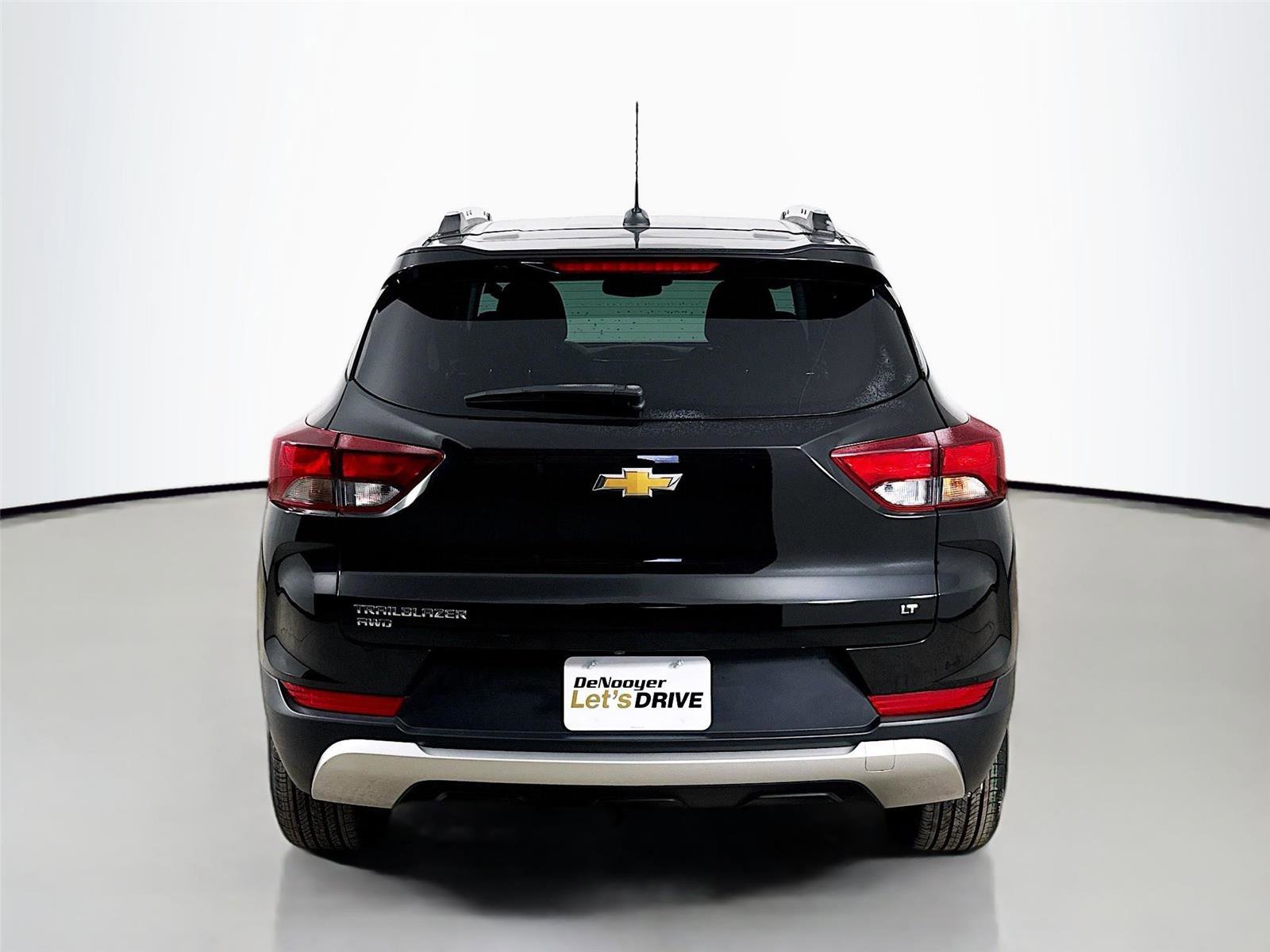 Used 2023 Chevrolet TrailBlazer LT w/ Convenience Package image 7