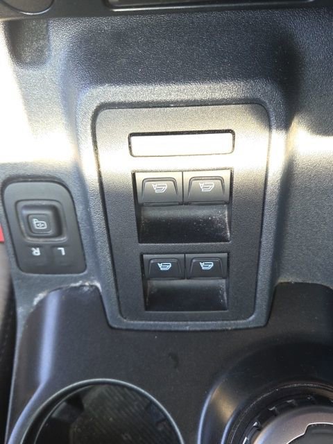 Used 2023 Ford Bronco Wildtrak image 33