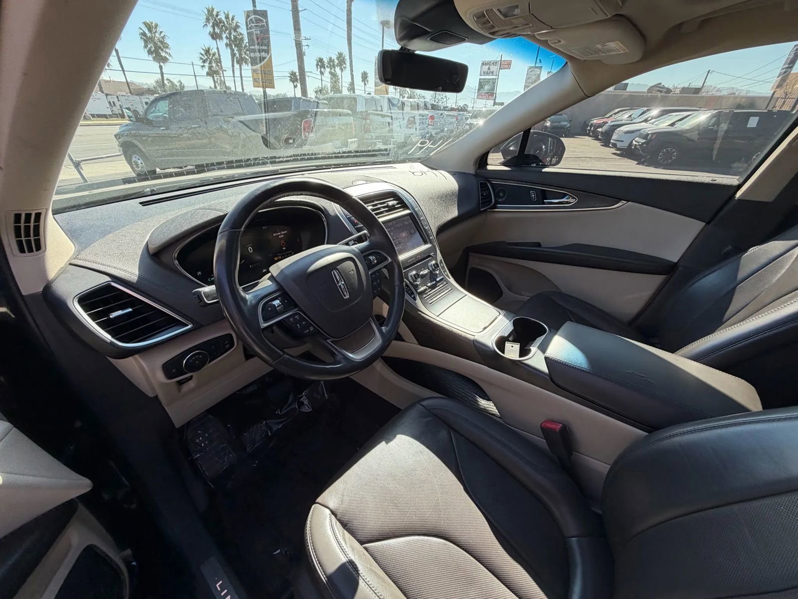 Used 2020 Lincoln Nautilus Reserve w/ Equipment Group 201A image 10