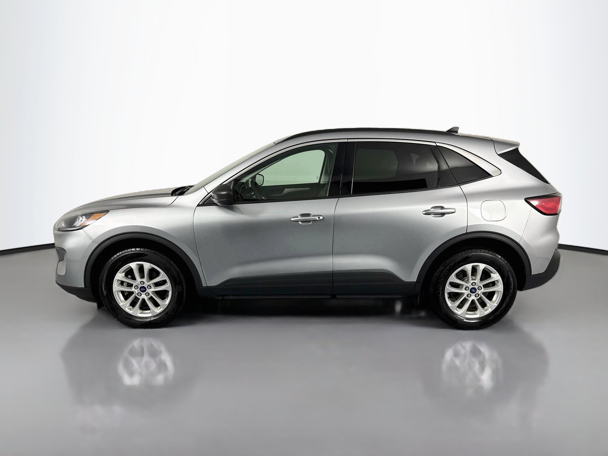 Used 2022 Ford Escape SE w/ Convenience Package AWD/4WD image 8
