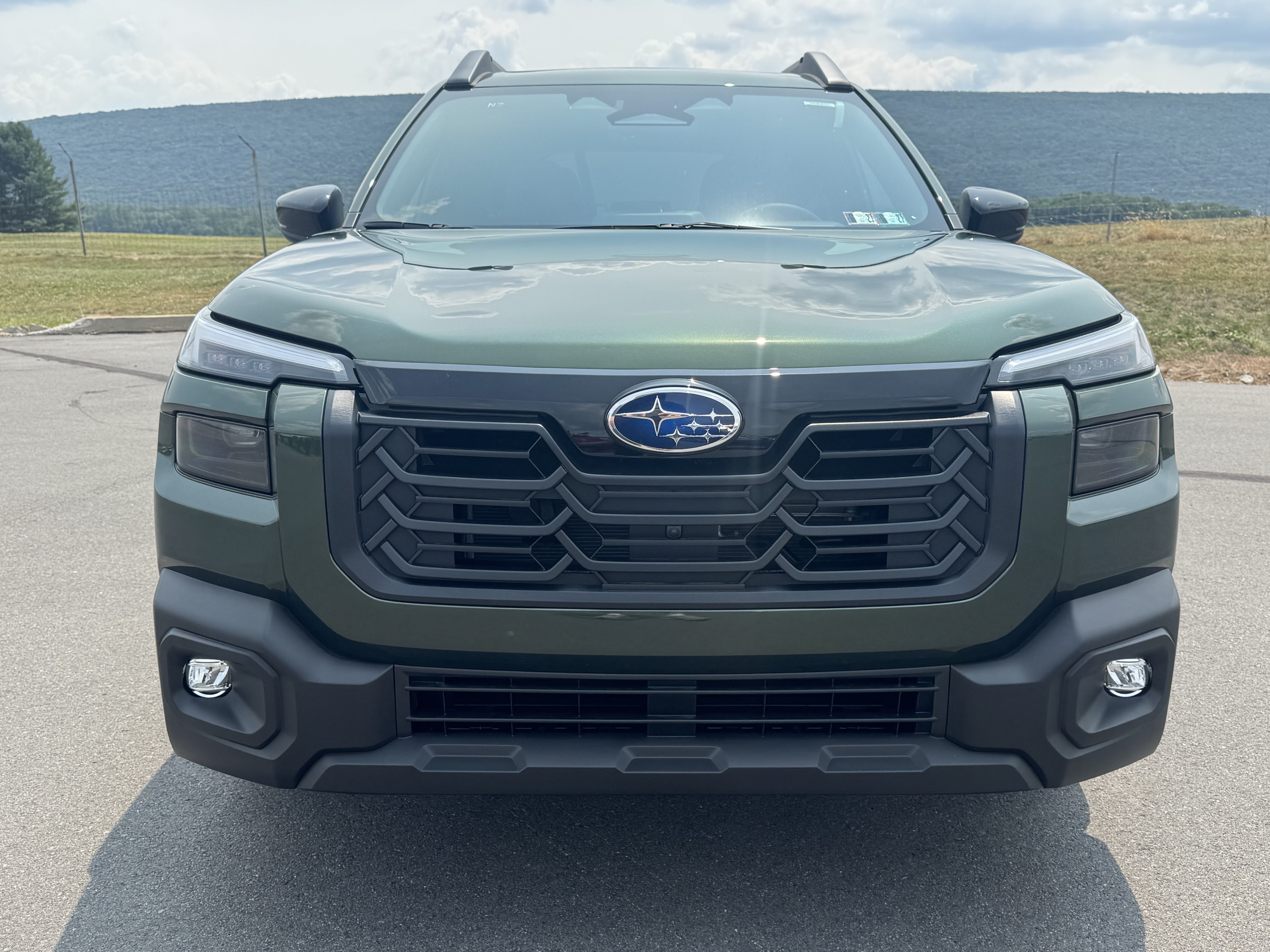 Certified 2026 Subaru Outback Premium AWD/4WD image 9