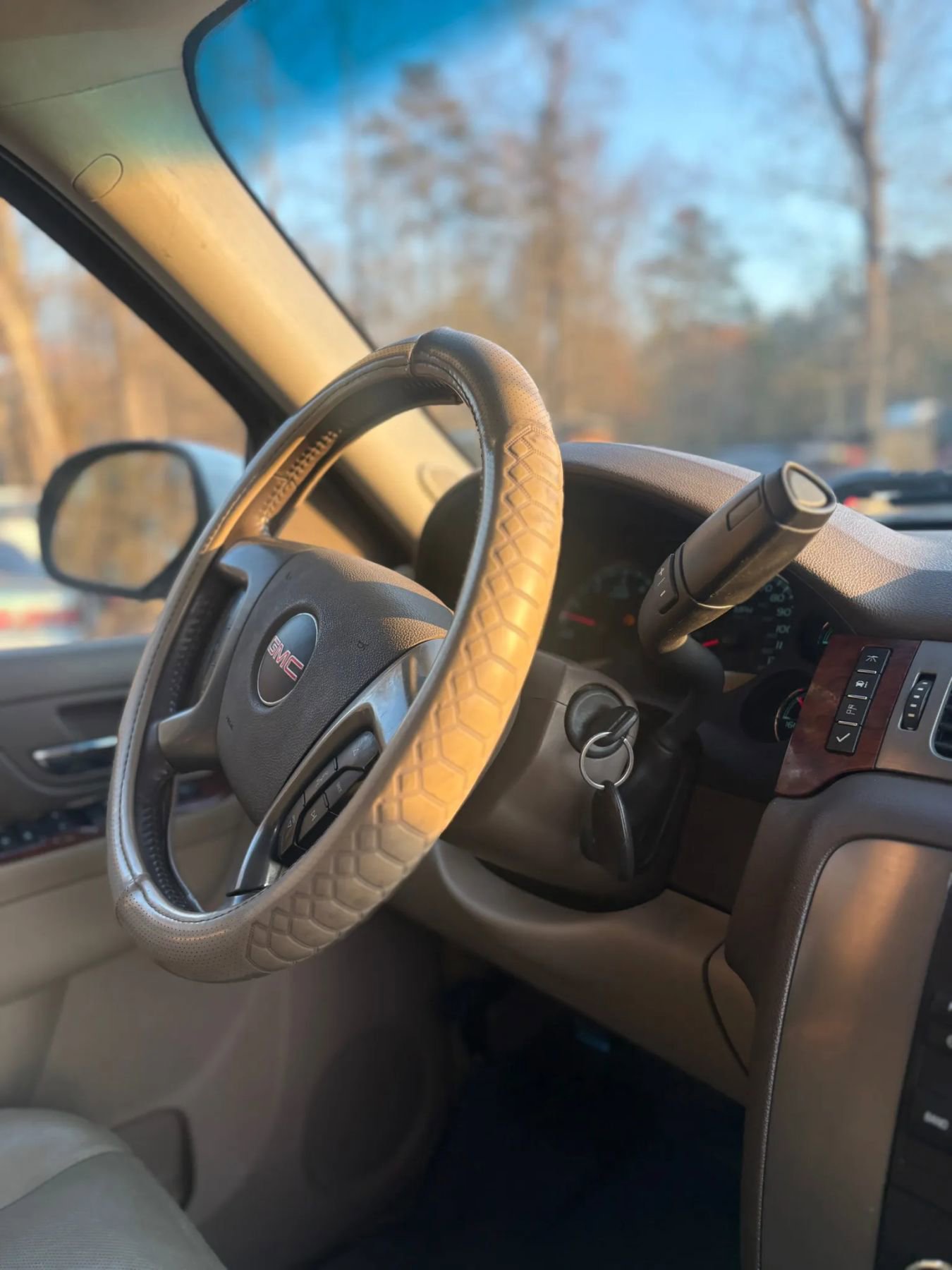 Used 2012 GMC Sierra 1500 SLT w/ SLT Convenience Package image 12