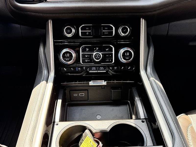 Used 2021 GMC Yukon Denali RWD image 39