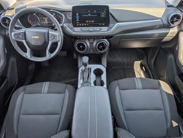 Used 2023 Chevrolet Blazer LT w/ LPO, Floor Liner Package FWD image 5