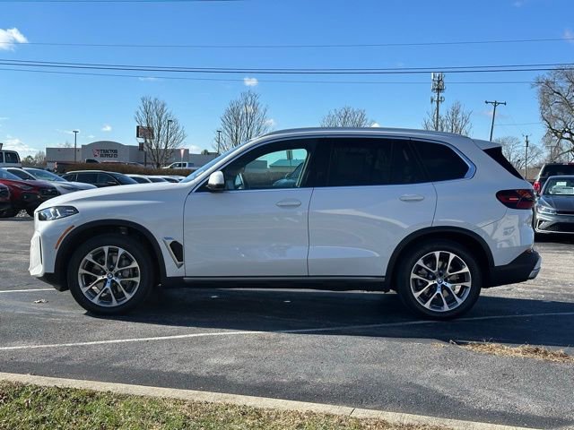Certified 2024 BMW X5 xDrive40i w/ Premium Package image 4