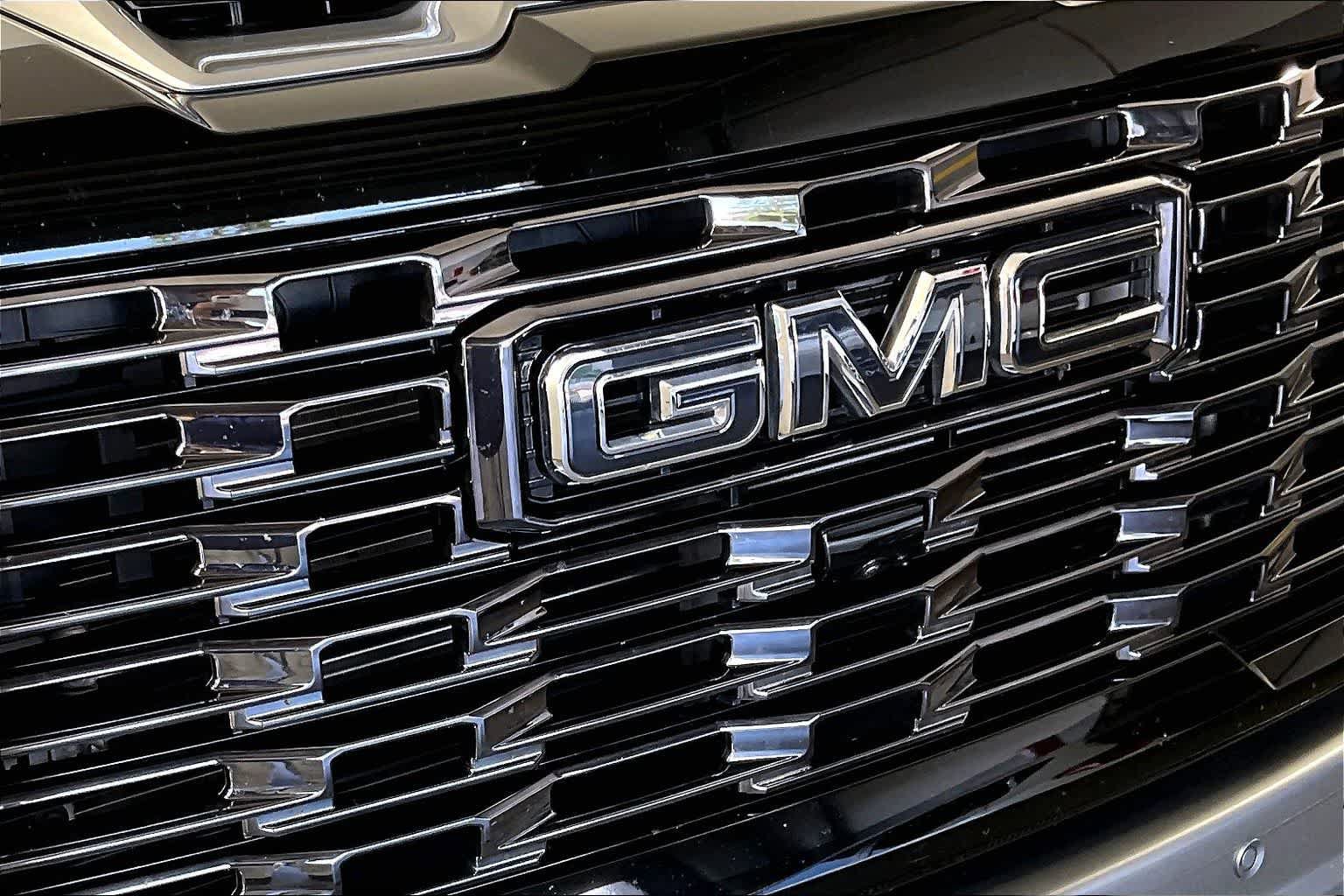 Used 2026 GMC Sierra 2500 Denali Ultimate w/ Max Trailering Package AWD/4WD image 28